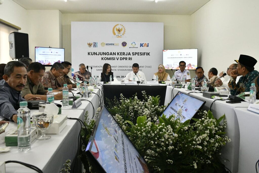 Komisioner BP Tapera Hadiri Kunjungan Komisi V DPR RI ke Rusun TOD Samesta Mahata Serpong