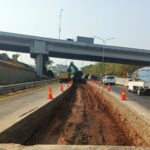 DUKUNG KELANCARAN DAN KENYAMANAN PENGGUNA JALAN, PT JASAMARGA TOLLROAD MAINTENANCE LAKUKAN REKONSTRUKSI PERKERASAN DI RUAS TOL SEMARANG